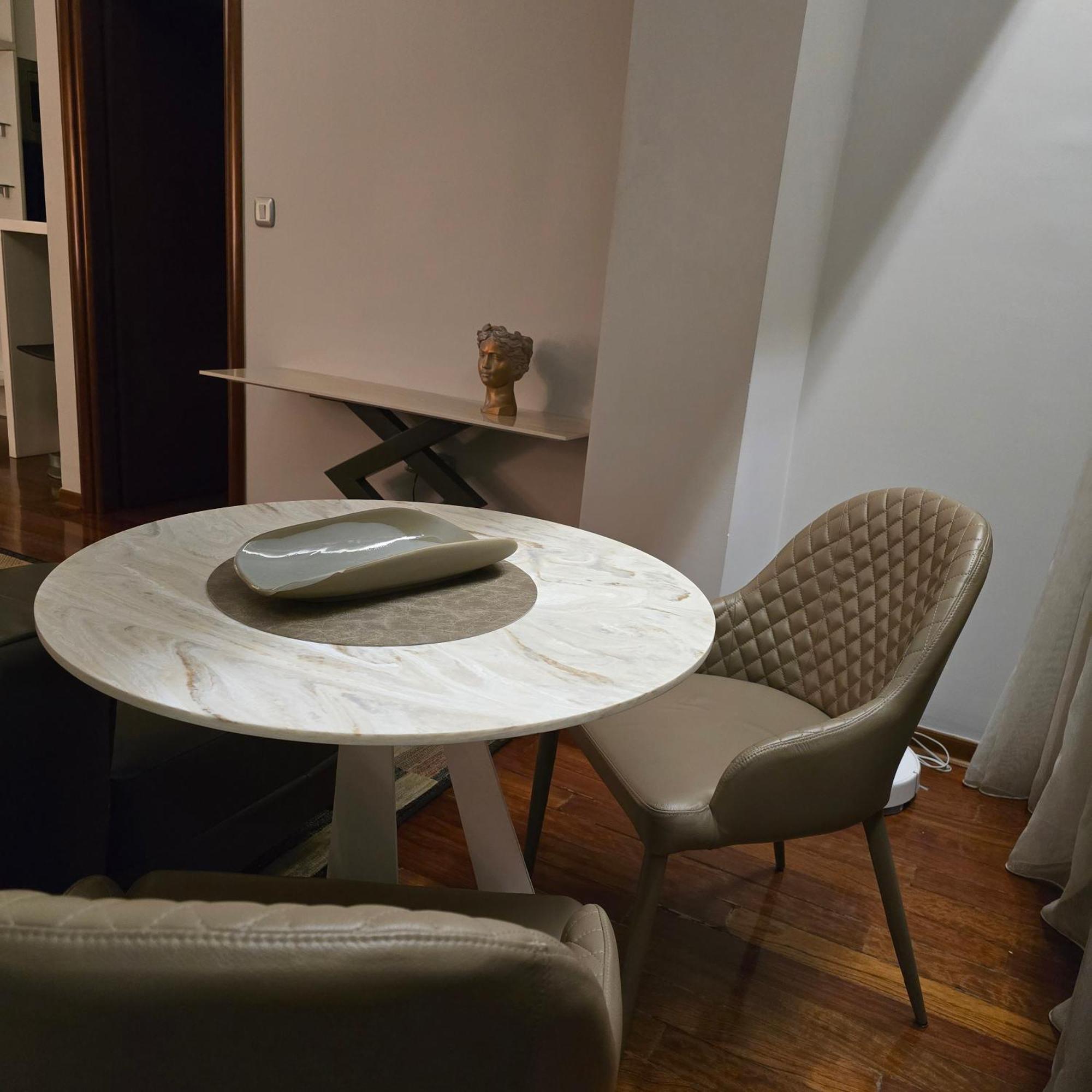 Rosewood Podgoricaアパートメント エクステリア 写真